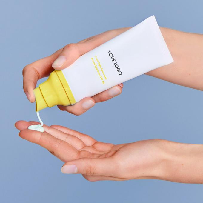 Erkek Güneş Koruması Özel Etiket SPF 30 Çinko Oksitli Güneş Koruyucu Hafif Ağırlık Kremi 1